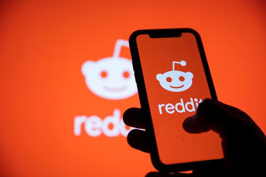 Jungtinė Karalystė skyrė „Reddit“ 16,6 mln. eurų baudą