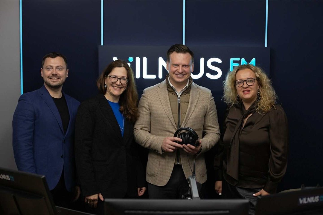 1-ąjį gimtadienį atšventęs radijas „Vilnius FM“ Knygų mugėje kvies pabendrauti su vedėjais ir susipažinti su jų laidomis