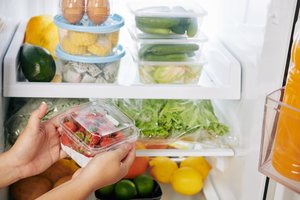 Į šiukšlių dėžę išmetame maisto už 420 eurų: štai kas padės sutaupyti produktų ir pinigų