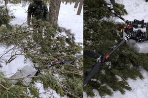 Urėdui padedant, pasieniečiai iš pušies viršūnės iškėlė nutupdytą droną su baltarusiškomis cigaretėmis