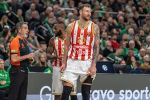 Įsibėgėjusį „Anadolu Efes“ Eurolygoje apramino „Crvena Zvezda“