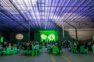 SBA grupė JAV atidarė didžiausią Lietuvos verslo investiciją: kasmet pagamins daugiau nei 2 mln. baldų