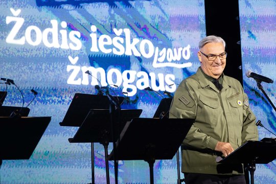 Prasidėjo 26-oji Knygų mugė: A. Kaušpėdas džiaugiasi – bandymai riboti laisvą žodį išjudino jaunimą ir visą bendruomenę