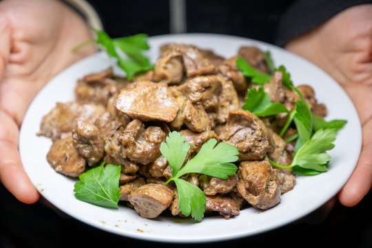 Vištienos kepenėlės – ne tik nauda, bet ir žala: štai kam gydytojai nepataria jų vartoti 