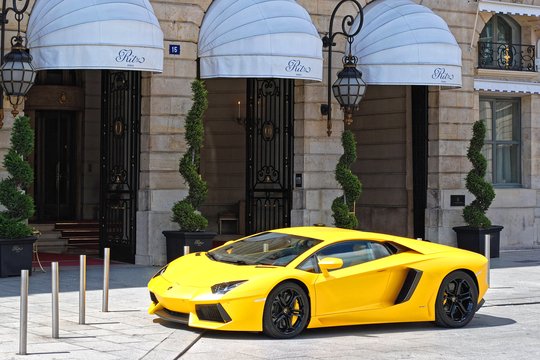 Naujasis elektomobilis „Lamborghini“ į gatves neišvažiuos: atskleidė netikėtą priežastį
