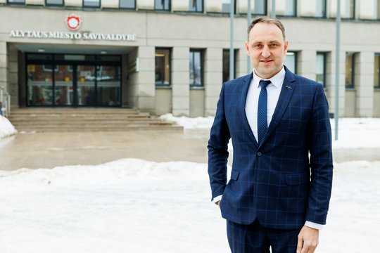 Su I. Ruginiene susitikęs N. Cesiulis: mums su R. Žemaitaičiu ne pakeliui, kantrybės taurė jau perpildyta