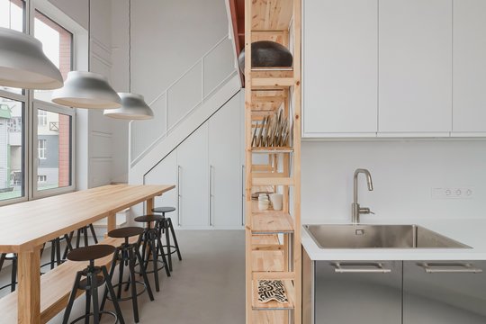 Nauja erdvė Naujamiestyje traukia kaip magnetas: viduje – visiškai kitokia miesto nuotaika