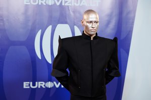 Prieš pat didįjį pasirodymą „Eurovizijos“ finale Lion Ceccah susidūrė su nesklandumais: „Kažkas pas juos užlūžo“