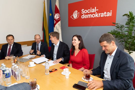 Trečiadienį rinksis koalicinė taryba: aptars Seimo pavasario sesijos darbus, poligono klausimą