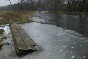 Skelbia, kad staigus atšilimas įtakos potvyniui neturės, bet ruošiasi blogiausiam