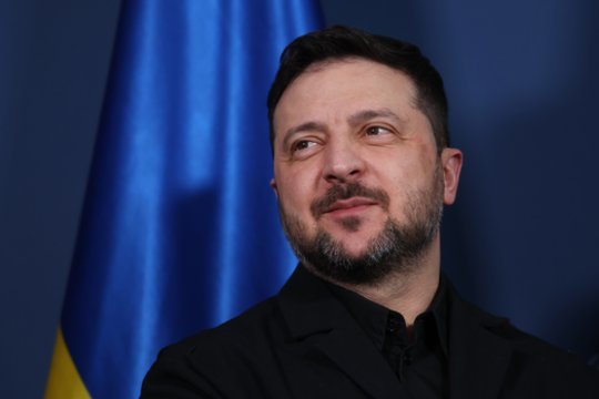 Karas Ukrainoje. V. Zelenskis prakalbo apie branduolinius ginklus: „Mielai priimčiau“