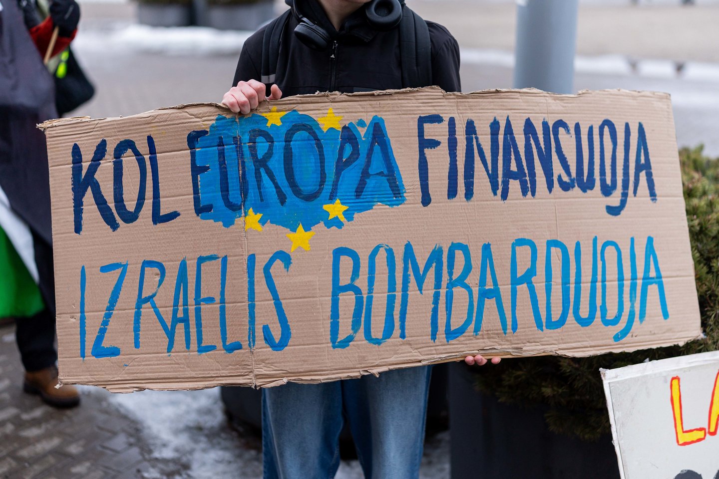 Prieš nacionalinės „Eurovizijos“ finalą Vilniuje – neramumai: vyksta protestas.<br> Ž. Gedvilos/Elta nuotr.