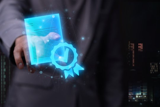 Notarai pradės išduoti elektronines apostiles: ką tai reiškia gyventojams