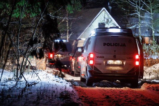 Tragedija Utenos rajone: rasti vyro ir moters kūnai su šautinėmis žaizdomis