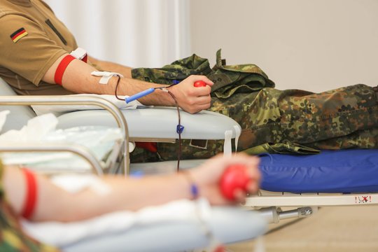 Lietuvoje trūksta naujų kraujo donorų: specialistai įspėja apie augančią riziką