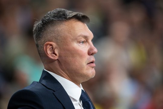 Po naujienos apie negalintį grįžti Šarą – „Fenerbahce“ žinutė