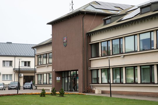 Žiniasklaida: Prienų savivaldybėje atleidus tarnautoją, jo vietą užėmė direktorės giminaitis