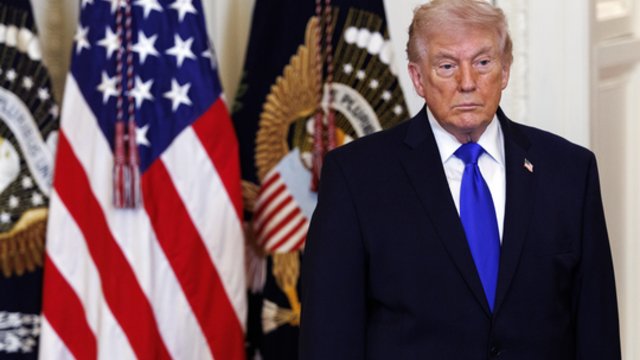 D. Trumpas sustoti nežada: įvardijo, iki kada tęs karines operacijas Irane 