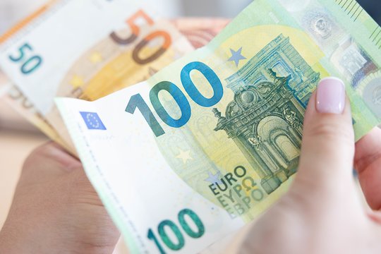 „Neo Finance“ pelnas per praėjusius metus augo 27 proc. iki 1,5 mln. eurų