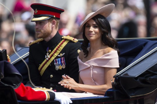 Pykčiai Jungtinės Karalystės karališkoje šeimoje prasidėjo prieš dešimtmetį: viso to centre – Meghan Markle