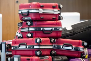 Iš Vilniaus autobusų stoties pavogti penki lagaminai