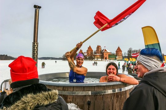 Į ledinį vandenį nerianti alytiškė: „Tai malonumas, laisvė ir stiprybės pajautimas“