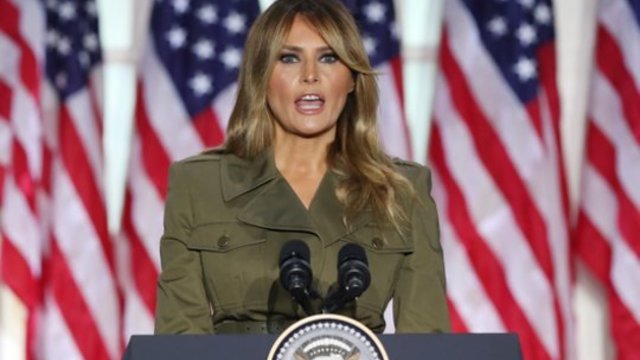 M. Trump imasi atsakingų pareigų: tokia pozicija dar niekada nebuvo atitekusi JAV pirmajai poniai