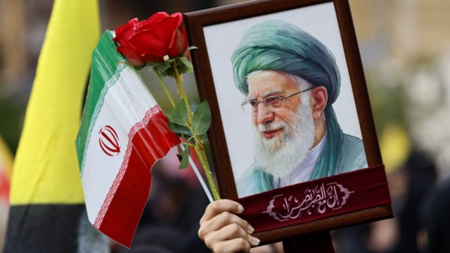  Iranas išsirinko: paskelbė, kas po ajatolos Ali Khamenei nužudymo perims šalies valdymą 