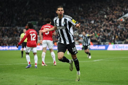 „Raudonųjų velnių“ tragedija Niukasle – pralaimėjo net žaisdami daugumoje