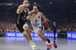 „Anadolu Efes“ ir toliau žais be savo lyderio Sh. Larkino