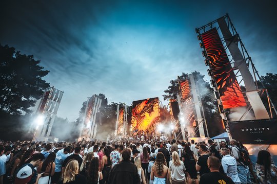 Į Vilnių sugrįžta paplūdimio festivalis: pasirodys garsusis Kevinas De Vriesas