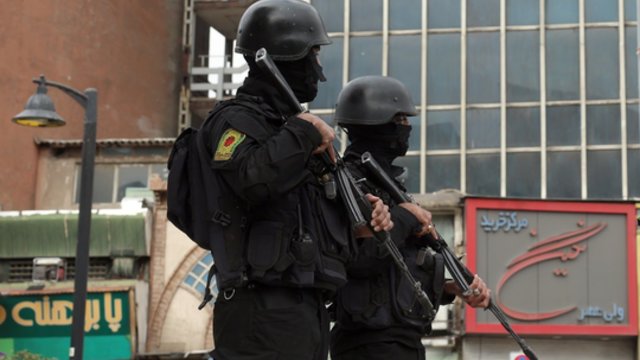 Pasipiktinęs Kongresas žeria kritiką JAV smūgiams Irane: nėra įrodymų apie neišvengiamą smūgį