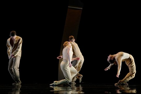 Kūnai ir kodai: Jurgita Dronina apie šiuolaikinio baleto tendencijas