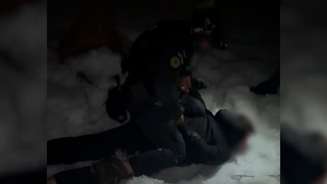 Sulaikyti ginkluotu plėšimu įtariami asmenys: planavo dar vieną analogišką nusikaltimą