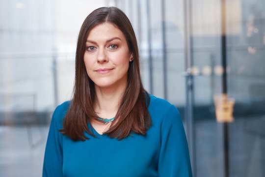 Indrė Genytė-Pikčienė. Atlyginimai Lietuvoje: toliau auga, bet skirtingomis pavaromis