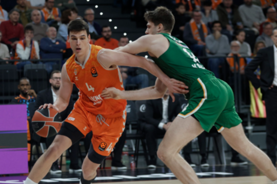 Istoriniu „Valencia“ sezonu besidžiaugianti Ispanijos spauda: „Lietuviai niekada nepasidavė“