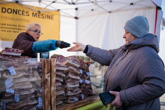 Kaziuko mugėje – netikėta kaina už sriubą ir pokalbiai apie testamentą: kiek teks pakrapštyti piniginę?