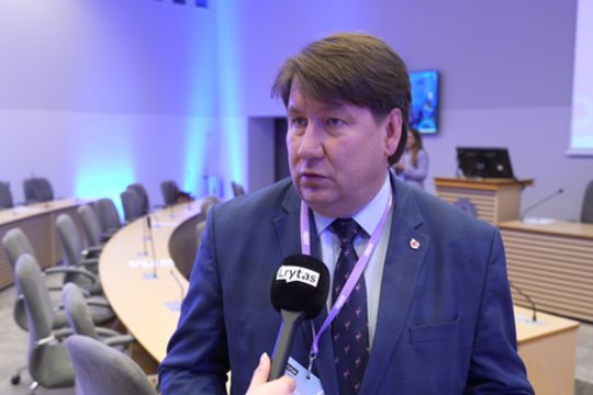 „Švietimo kodo“ merų forume dalyvaujantis V. Mitrofanovas: valstybės pagrindinis dėmesys turėtų būti švietimas