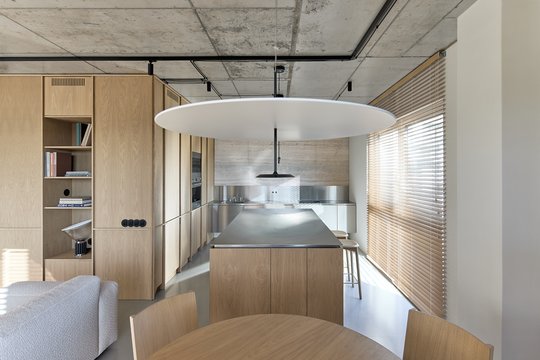 Šis vilniečių interjeras įrodo: ramybė gali būti net labai stilinga