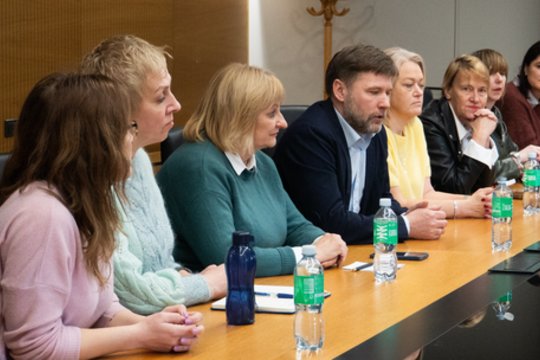 Alytaus gimnazijos pedagogai pasiekė susitarimą – skelbia apie pokyčius