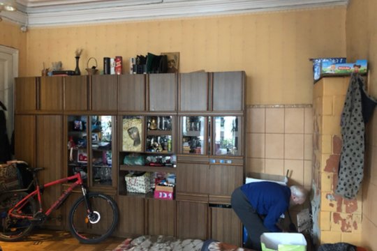 Nors bankas netikėjo šiuo nugyventu butu Šnipiškėse, pora jį pavertė savu mažuoju Paryžiumi