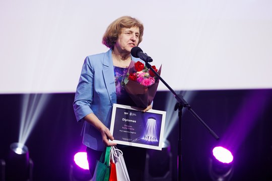 Išdalinti šeštieji Lrytas „Lietuvos mokytojas“ apdovanojimai: 18 nominacijų ir įspūdingos dovanos