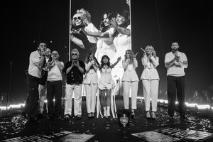 Grupė „Dinamika“ koncerte pranešė liūdną žinią: žiūrovai griebėsi už galvų