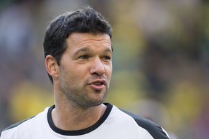 Garsus futbolininkas pirmą kartą prabilo po tragiškos sūnaus žūties: „Ašaros kaupiasi pačios“