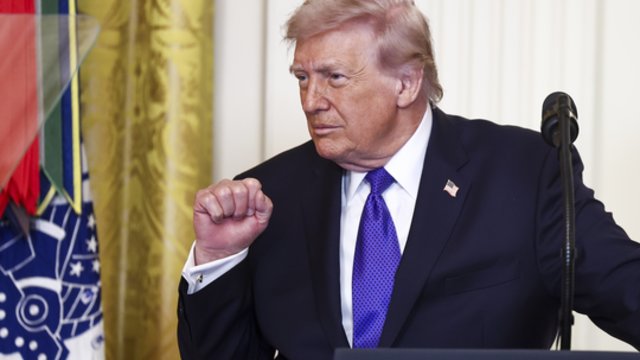 D. Trumpo nedomina derybos su Iranu: pasiuntė žinutę