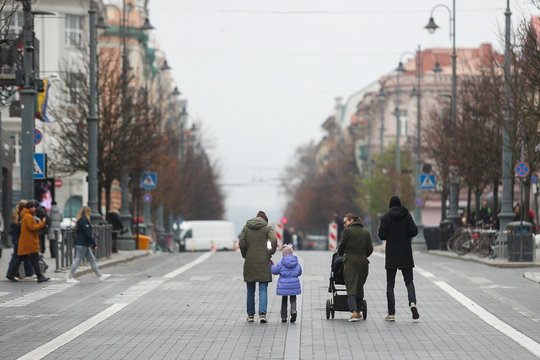 Jaunimas atsakė, kodėl neskuba kurti šeimos: nuomonės mažai išsiskyrė