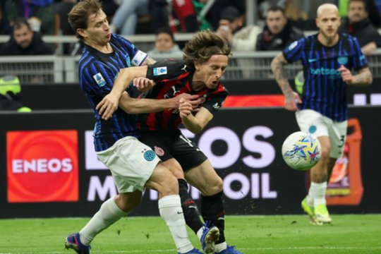 „AC Milan“ tęsia dominavimą prieš „Inter“