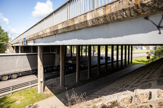 Vairuotojų laukia išbandymas – visai netrukus pradės demontuoti itin svarbų Gariūnų viaduką
