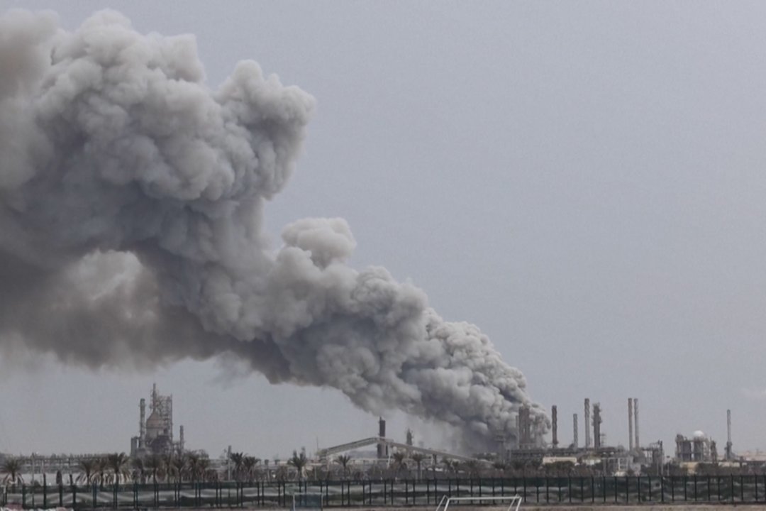 JAV įsakė nekritinės svarbos diplomatus palikti Saudo Arabiją: šiuose regionuose – didžiausias pavojus