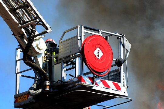 Savaitgalį ugniagesiai gaisruose išgelbėjo dviejų žmonių gyvybes